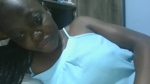 Snapshot of cilia_petite chatting on January 31, 10:10 pm cilia petite online show from January 31, 10:10 pm