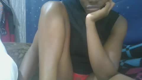 Snapshot of cilia_petite chatting on March 6, 8:59 pm cilia petite online show from March 6, 8:59 pm