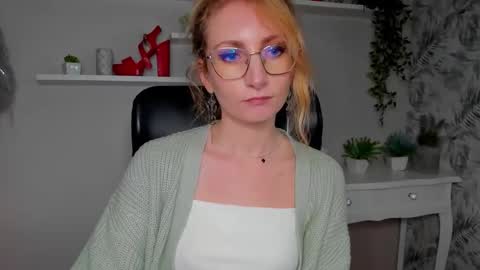 Cinderella online show from March 10, 6:50 am