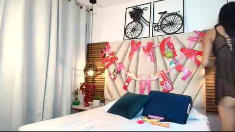 cinthiabaker online show from September 17, 11:19 am