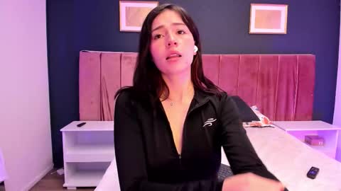 Anna online show from January 8, 3:32 am