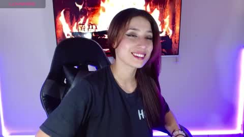  Ckatterine  online show from April 21, 6:37 pm