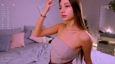 Claire online show from December 21, 8:57 pm