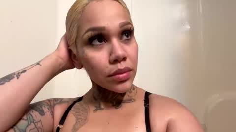 clairecumming69 online show from November 7, 10:32 am