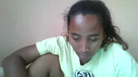 Clarah0123 online show from December 1, 8:29 am