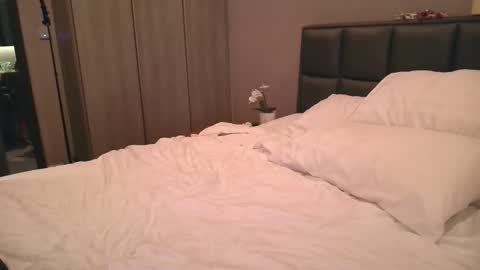 claralafontaine online show from February 26, 12:37 pm