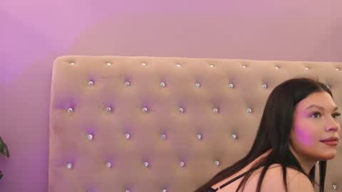 Clara online show from January 5, 9:18 pm