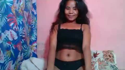 clarissezz online show from May 23, 7:50 am