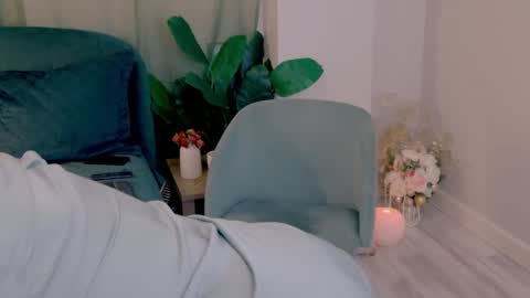 Snapshot of classytinna chatting on February 27, 7:34 am Classy Tinna online show from February 27, 7:34 am