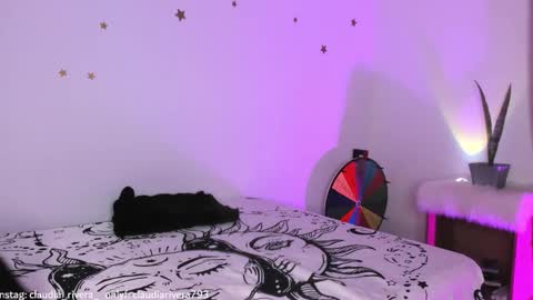 Claudia Rivera online show from November 1, 1:21 am