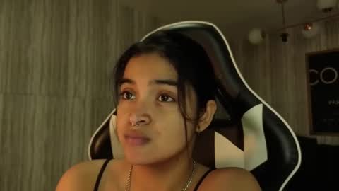 Clementine online show from November 19, 1:00 pm