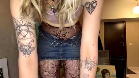 Jenny online show from November 29, 8:24 pm