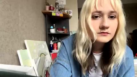 Jenny online show from October 5, 12:32 pm