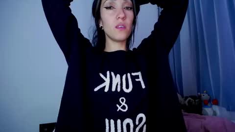  Nicol  online show from January 9, 3:00 am