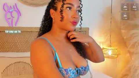 Snapshot of cloe_25 chatting on September 30, 2:39 am cloe_25 online show from September 30, 2:39 am