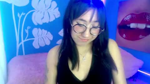 Elizabeth online show from July 6, 11:15 am