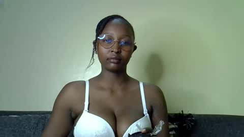 Coco online show from April 10, 8:15 pm