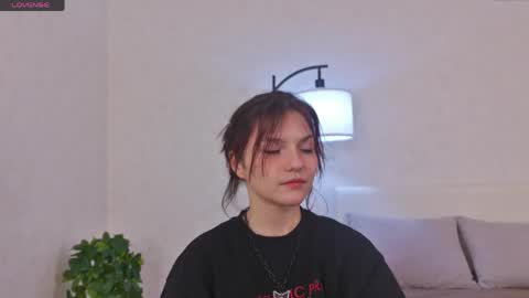 Kim online show from April 22, 6:43 am