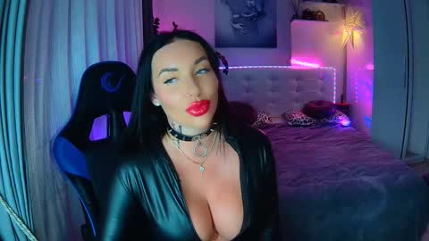 Ur goddess Nikki online show from September 24, 10:25 am