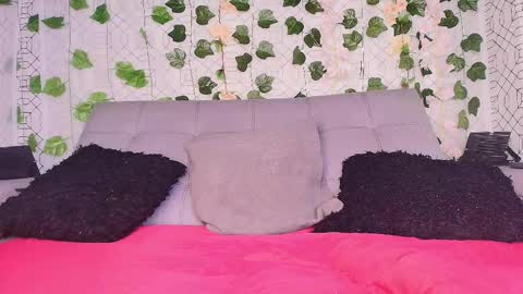 Snapshot of colett_hall chatting on October 8, 11:58 am colett online show from October 8, 11:58 am