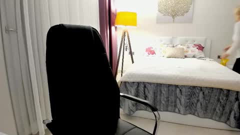 Olga. online show from November 3, 3:27 pm