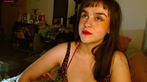 Snapshot of collette_beaufoy chatting on October 12, 7:00 am Collette online show from October 12, 7:00 am