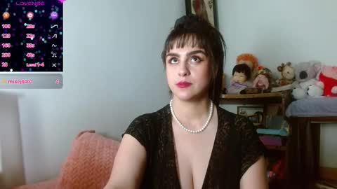 Collette online show from December 5, 7:19 am