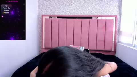 C O N N I E online show from December 13, 8:48 pm