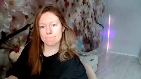 Snapshot of connie_daw chatting on February 17, 5:47 am Connie Daw online show from February 17, 5:47 am