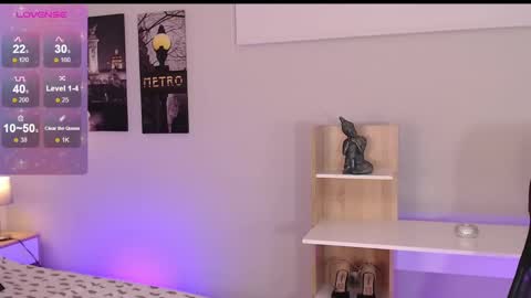 Connie online show from December 7, 8:16 pm