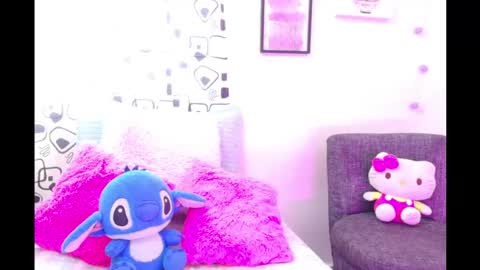 Coral online show from February 6, 7:40 pm