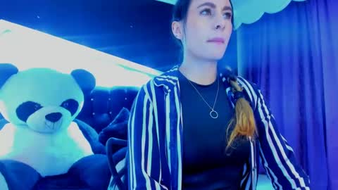 Coral  online show from February 8, 10:18 am