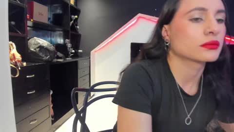 Coral  online show from September 23, 12:58 pm