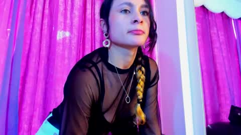 Coral  online show from February 19, 12:33 pm