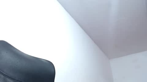 Snapshot of coral_whore18 chatting on October 8, 4:55 pm Coral online show from October 8, 4:55 pm