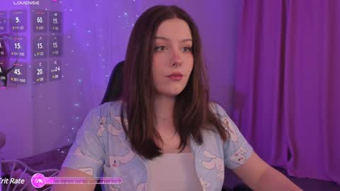 Snapshot of coralinekeyns chatting on December 24, 5:27 am little girl who is always right or Coraline online show from December 24, 5:27 am
