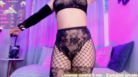 Coral Stefani online show from February 6, 10:21 pm