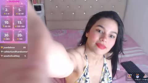 Snapshot of corina_smith28 chatting on October 10, 11:09 pm corina_smith28 online show from October 10, 11:09 pm