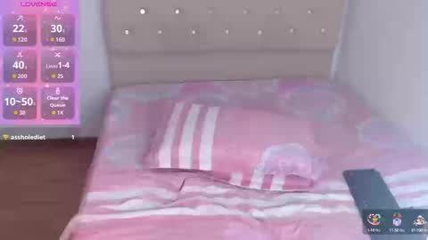 Snapshot of corina_smith28 chatting on September 22, 11:58 pm corina_smith28 online show from September 22, 11:58 pm