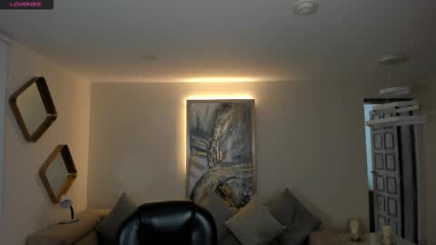 Corinne Russo online show from November 2, 6:11 pm