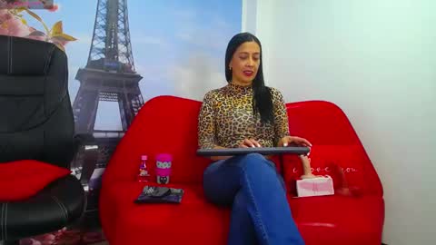 Snapshot of cortney_tayler chatting on September 16, 7:44 pm cortney tayler online show from September 16, 7:44 pm