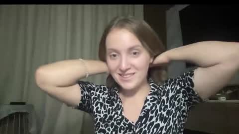 cosmo_blondiee online show from October 2, 5:07 pm