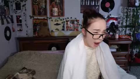 Yuna online show from November 15, 9:16 pm