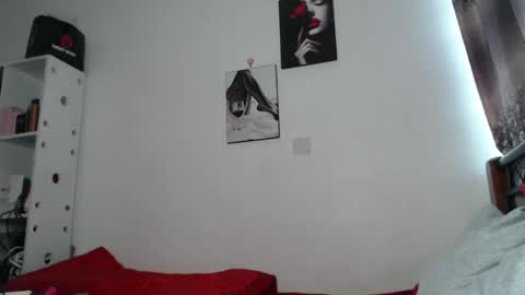 Erykah online show from October 4, 11:05 am