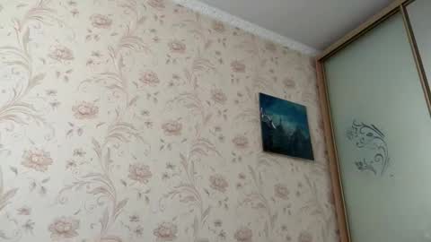 Elise online show from September 20, 8:45 am