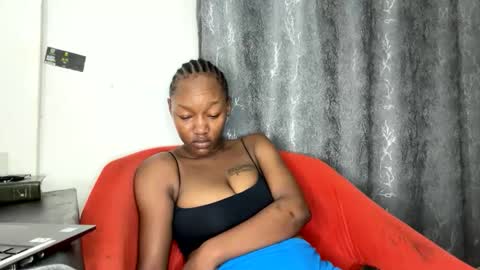 Taliee online show from February 19, 3:17 am