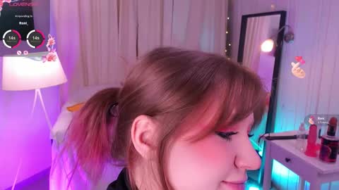 Sonya online show from March 8, 9:40 pm