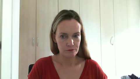 Snapshot of crazyanny chatting on February 27, 10:37 am Anny online show from February 27, 10:37 am