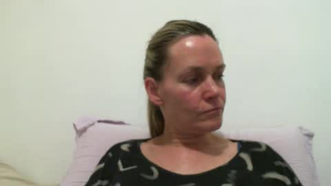 Snapshot of crazyanny chatting on February 16, 11:48 pm Anny online show from February 16, 11:48 pm