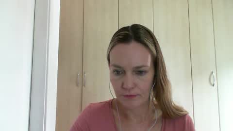 Snapshot of crazyanny chatting on January 23, 10:54 am Anny online show from January 23, 10:54 am